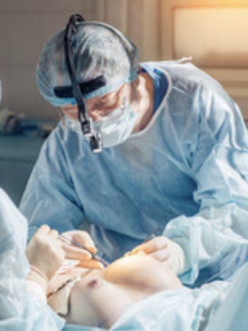 Замена грудных имплантов в Израиле